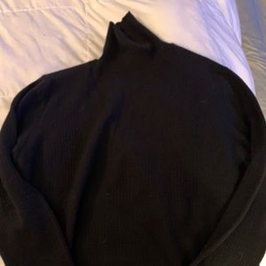TSE black men’s cashmere turtleneck
